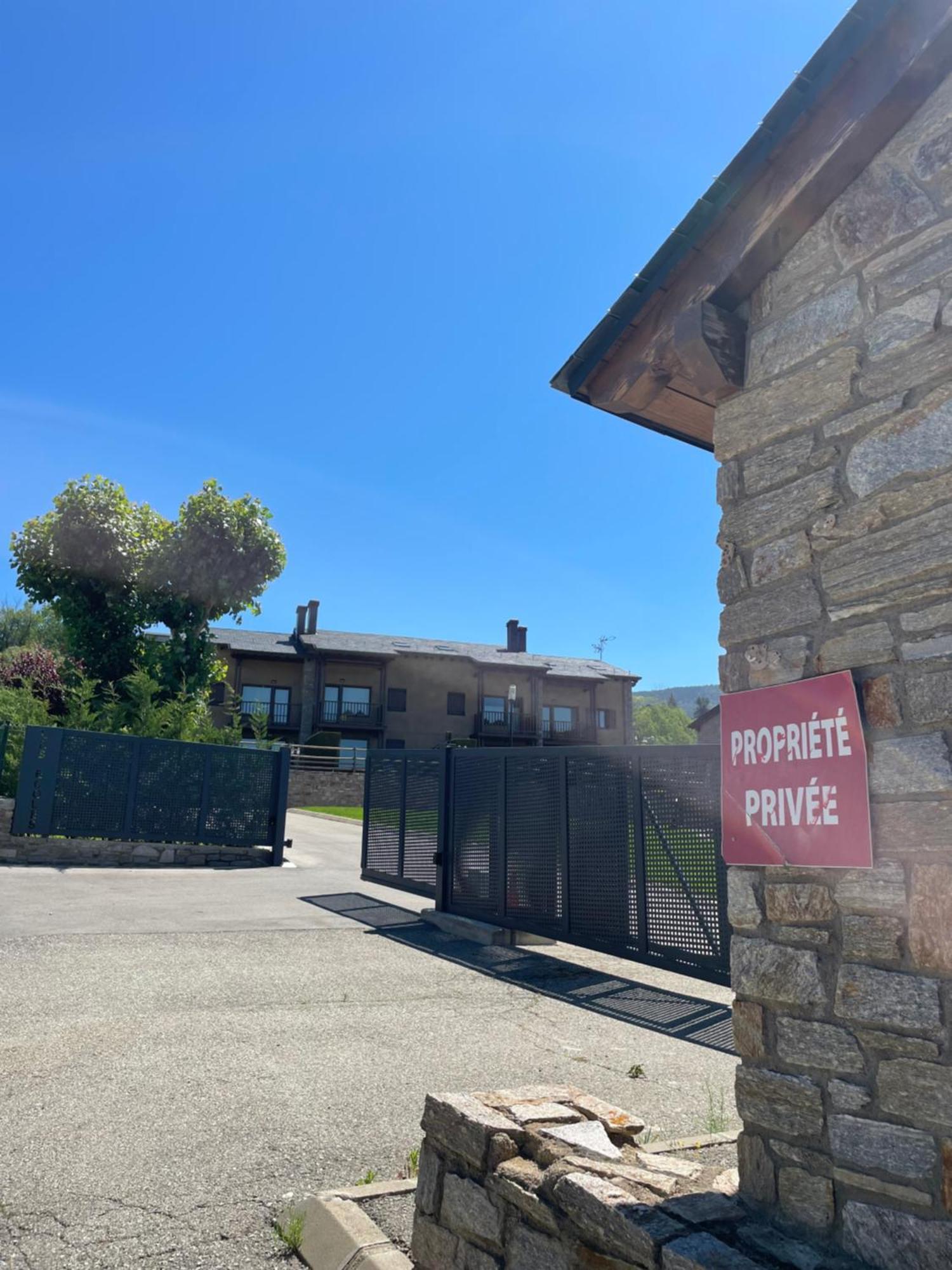 Apartamento Renovado Con Jardin Privado, Parking ,Wifi Y Piscina Osséja Exteriér fotografie